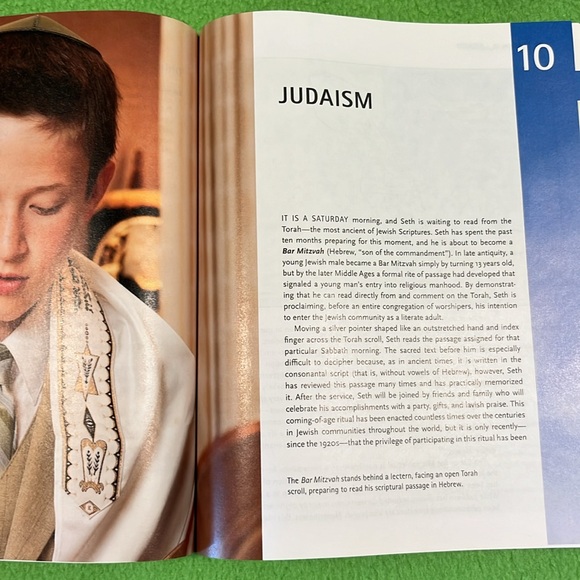 Invitation To World Religions Oxford University Press Softcover Book - Picture 13 of 16